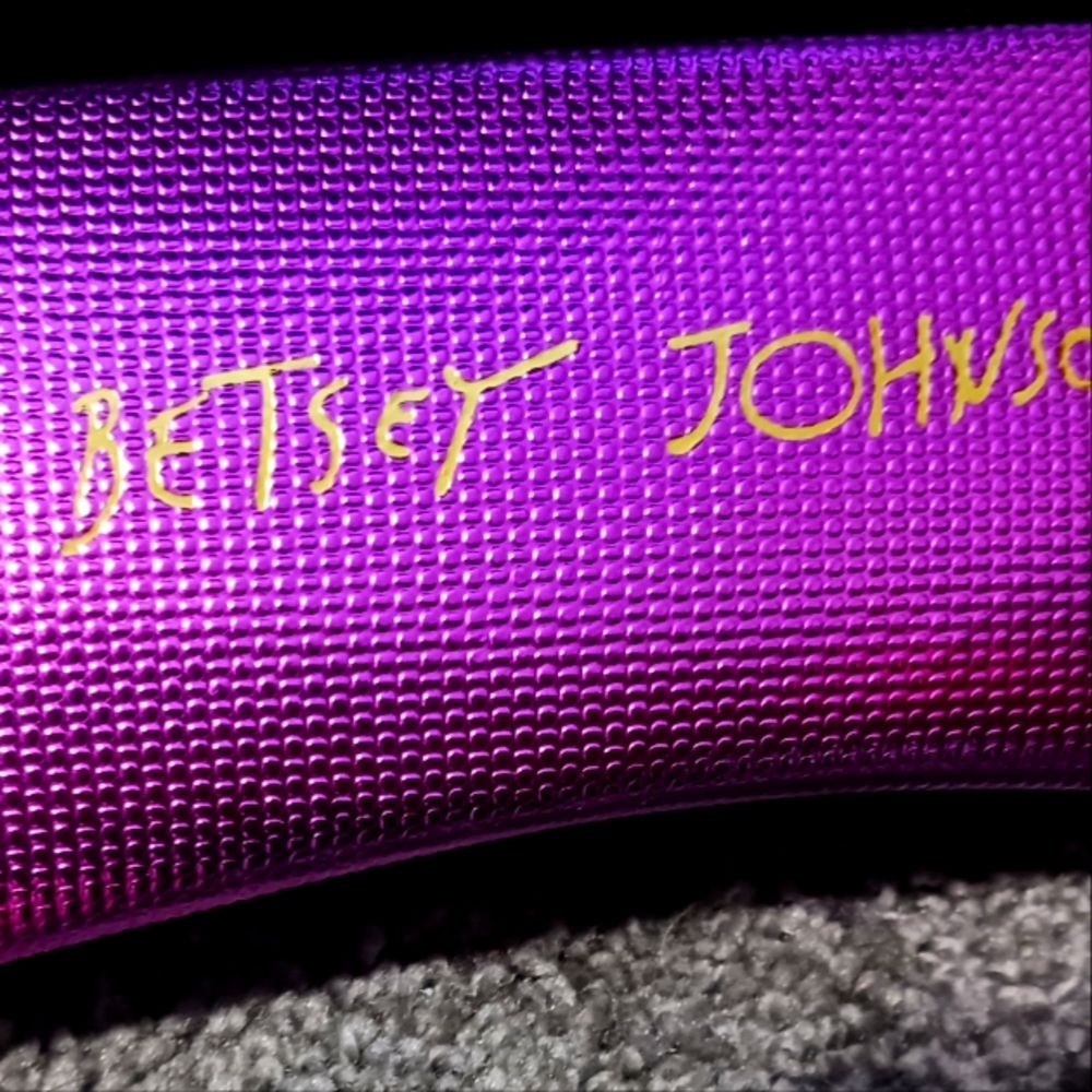 Betsey Johnson Sunglass Case.